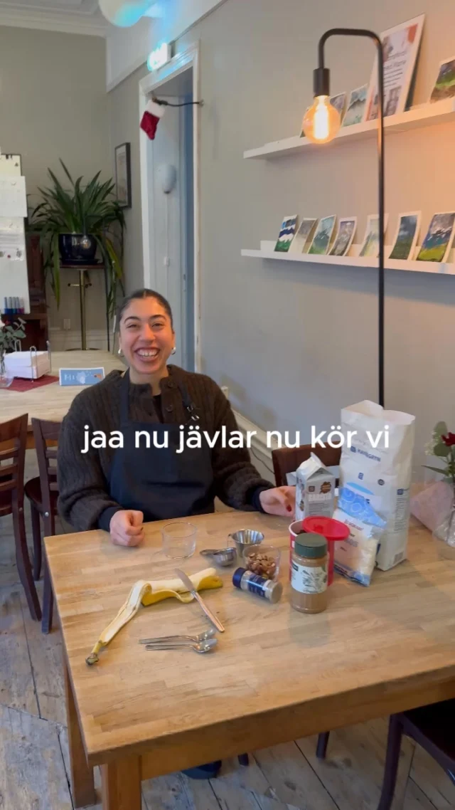 LÅT OSS INTRODUCERA MELLANDAGSKALENDERN: Vi börjar med bloopers från inspelningarna av julkalendern 🤣😹